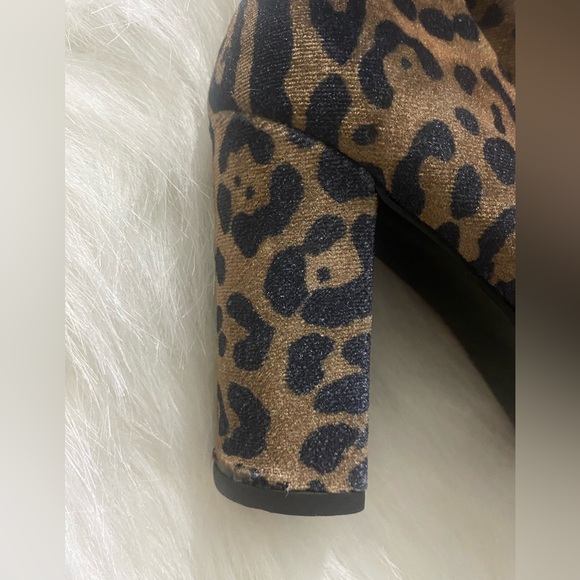 Steve Madden Leopard stretch boots women’s size 9 - Picture 4 of 12